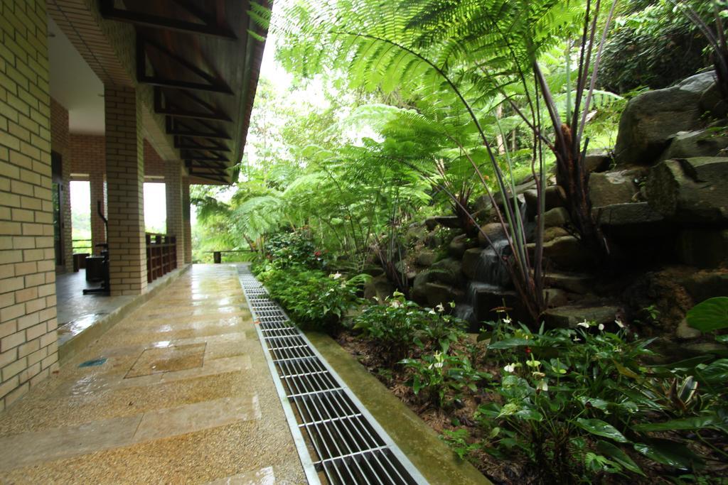 Harmony Valley Retreat Bukittinggi Buitenkant foto